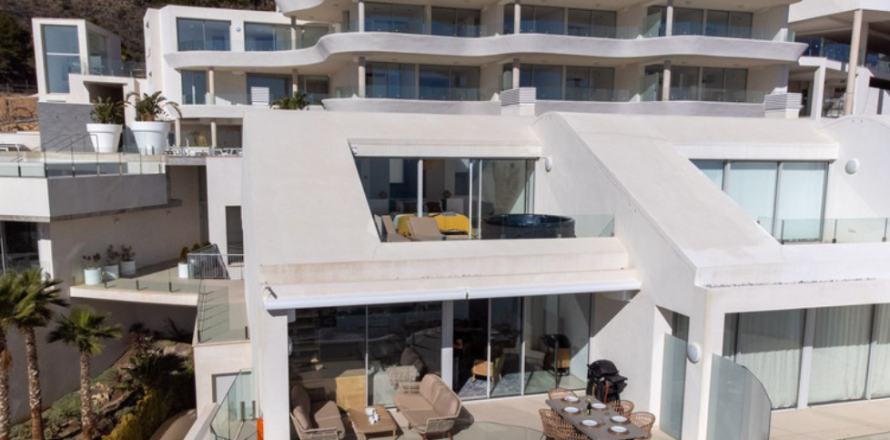 3 bedrooms Properties in Phu My, Vietnam No. 109868