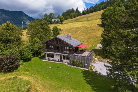 4 bedrooms House in Notre-Dame-de-Bellecombe, France No. 100217 2