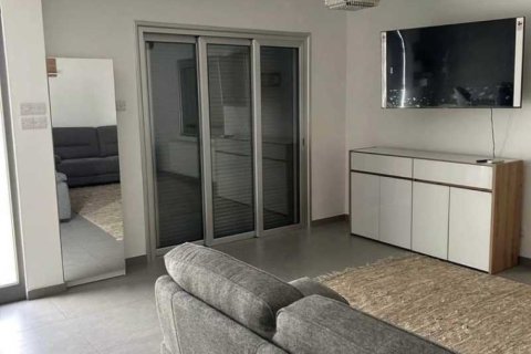 3 bedrooms House in Limassol, Cyprus No. 101096 2