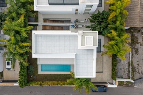 4 bedrooms Villa in Tan Xuan, Vietnam No. 83967 7