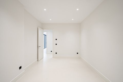 4 bedrooms Villa in Tan Xuan, Vietnam No. 83967 15