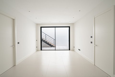 4 bedrooms Villa in Tan Xuan, Vietnam No. 83967 16