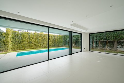 4 bedrooms Villa in Tan Xuan, Vietnam No. 83967 10