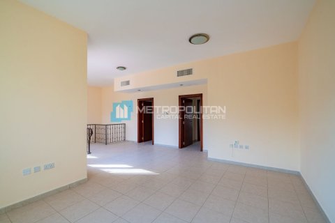 2 bedrooms Townhouse in Binh Duong, Vietnam No. 95098 12