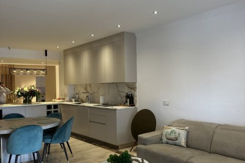 Квартира с 4 спальнями в Dinh An, Вьетнам №27280 21