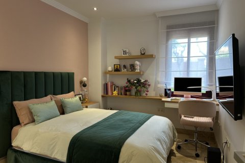 Квартира с 4 спальнями в Dinh An, Вьетнам №27280 16