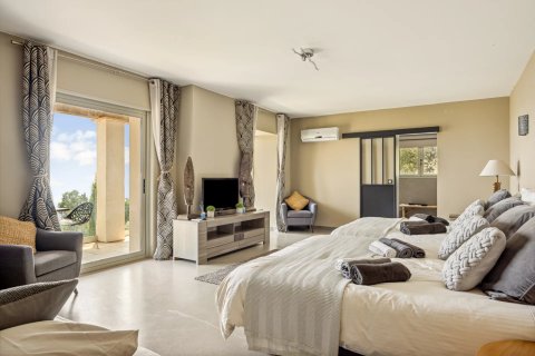 8 bedrooms House in Cabris, France No. 100251 6