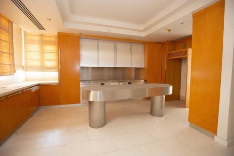 6 bedrooms House in Tseri, Cyprus No. 82447 11