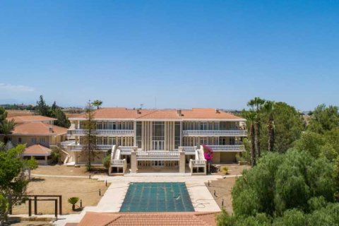 6 bedrooms House in Tseri, Cyprus No. 82447 16