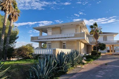 6 bedrooms House in Tseri, Cyprus No. 82447 5