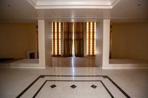 6 bedrooms House in Tseri, Cyprus No. 82447 8