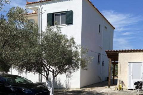 150m² House in Euboea, Greece No. 107393 21