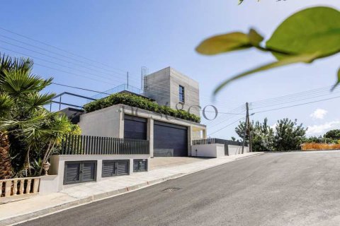 4 bedrooms Villa in Mesa Geitonia, Cyprus No. 66522 3