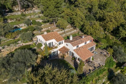 8 bedrooms Villa in Grasse, France No. 72366 1
