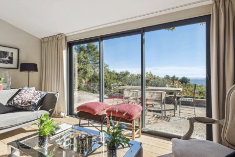 8 bedrooms Villa in Grasse, France No. 72366 4