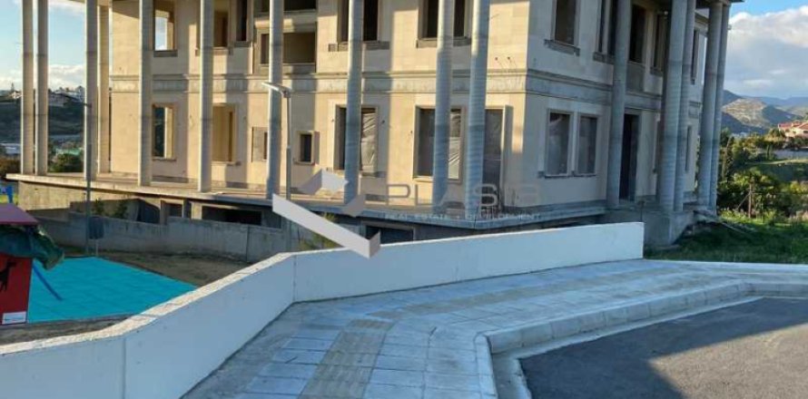 7 dormitorios Villa en Germasogeia, Cyprus No. 101668