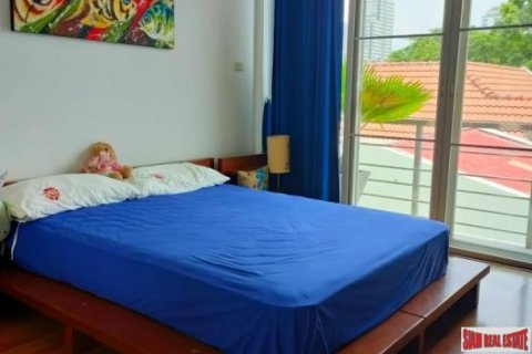 4 chambres Townhouse à Bangkok, Thailand No. 96789 13