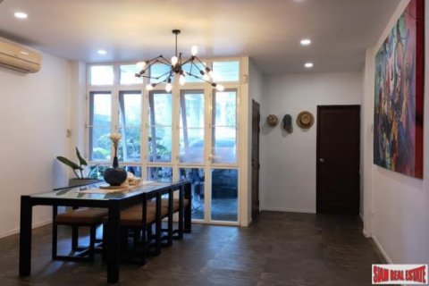 4 chambres Townhouse à Bangkok, Thailand No. 96789 3