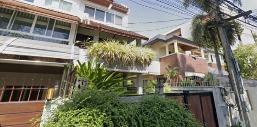 4 chambres Townhouse à Bangkok, Thailand No. 96789