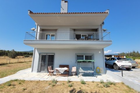 4 dormitorios House en Thermi, Greece No. 107369 3
