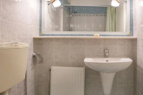 3 bedrooms Building in Athens, Greece No. 55355 8