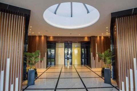 2 bedrooms Apartment in Agios Tychonas, Cyprus No. 82853 3