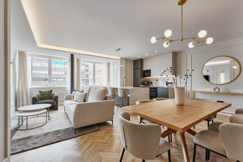 2 chambres Appartement à Madrid, Spain No. 126188 1
