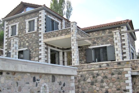 3 bedrooms Maisonette in Lesbos, Greece No. 59333 1