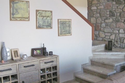 3 bedrooms Maisonette in Lesbos, Greece No. 59333 3