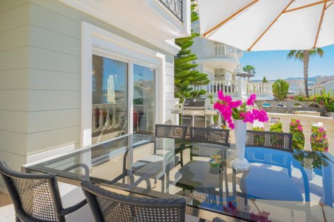 5 rooms Villa in Nong Ha, Vietnam No. 20950 26