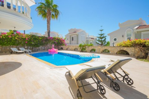 5 rooms Villa in Nong Ha, Vietnam No. 20950 3