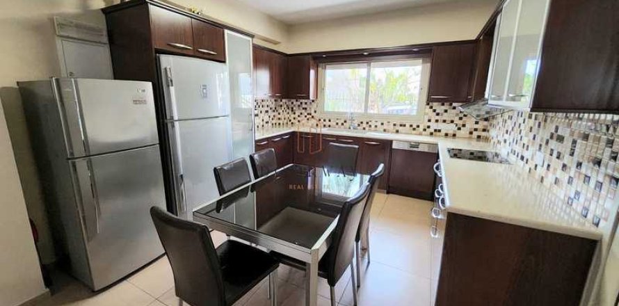 4 bedrooms House in Ypsonas, Cyprus No. 69894