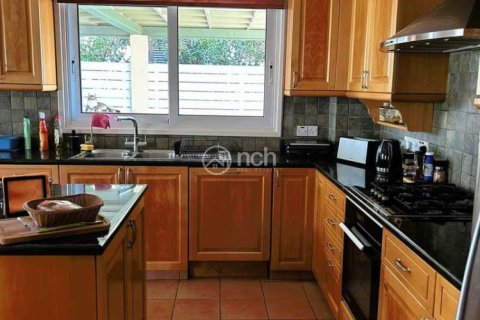 5 dormitorios House en Strovolos, Cyprus No. 63369 9