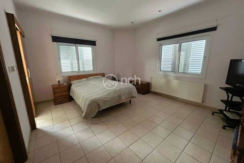 5 dormitorios House en Strovolos, Cyprus No. 63369 15