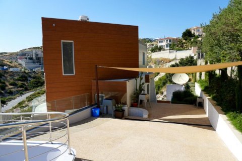 5 bedrooms Villa in Limassol, Cyprus No. 106558 13