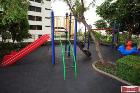 3 dormitorios Apartment en Bangkok, Thailand No. 96926 16