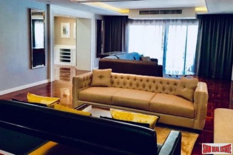 3 dormitorios Apartment en Bangkok, Thailand No. 96926 10