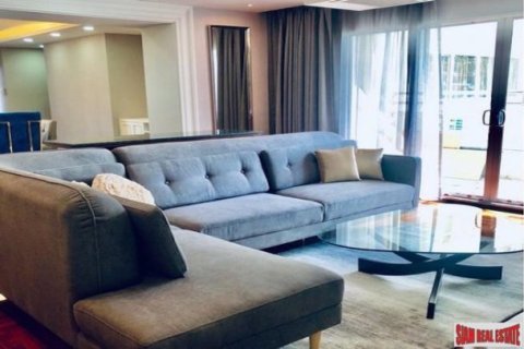 3 dormitorios Apartment en Bangkok, Thailand No. 96926 3