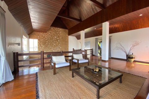 4 bedrooms House in Chiang Mai, Thailand No. 1376 13