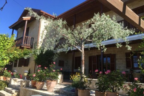 Вилла с 3 спальнями в Лимассол, Кипр №107030 15