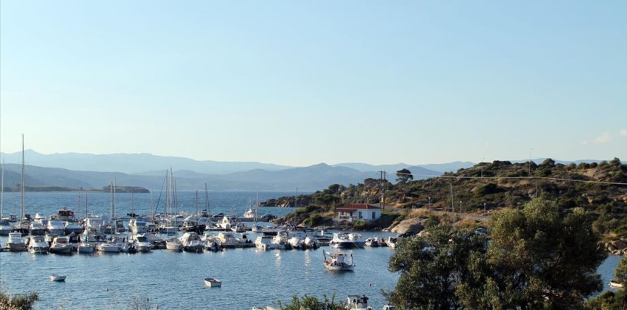 3391m² Land à Chalkidiki, Greece No. 60313