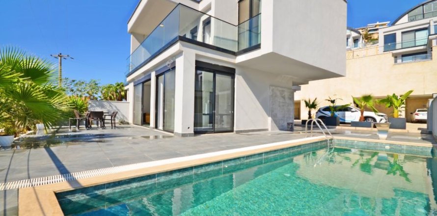 4 rooms Villa in Kargicak, Turkey No. 127089