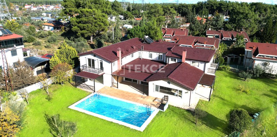 11 bedrooms Villa in Antalya, Turkey No. 120673