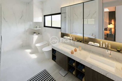 4 bedrooms Villa in Agios Athanasios, Cyprus No. 75640 9