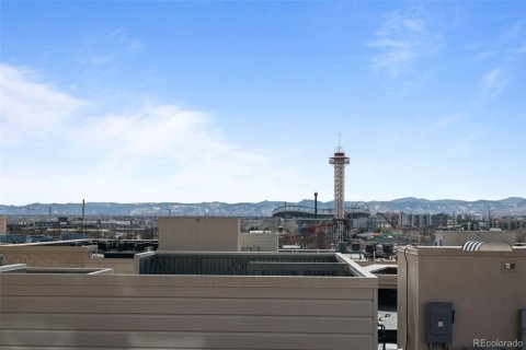 3 bedrooms Condo  in Denver, USA No. 61992 3