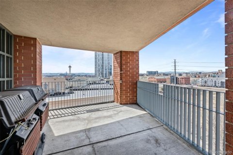 3 bedrooms Condo  in Denver, USA No. 61992 30