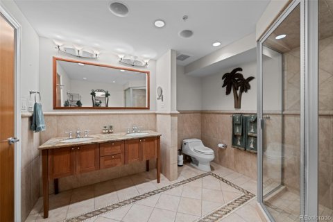 3 bedrooms Condo  in Denver, USA No. 61992 22