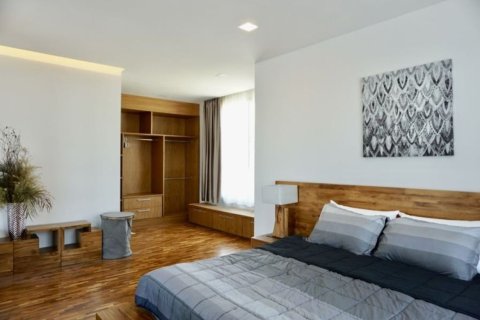 5 bedrooms House in Chiang Mai, Thailand No. 1572 10