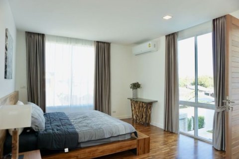 5 bedrooms House in Chiang Mai, Thailand No. 1572 11