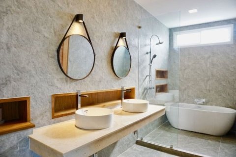 5 bedrooms House in Chiang Mai, Thailand No. 1572 14